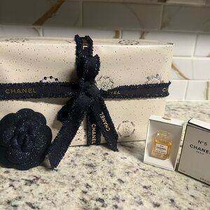 Chanel Gift Lip Gloss Set Wrapped!